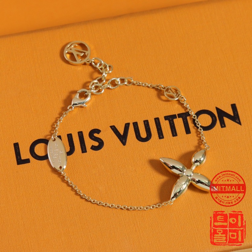 louis_vuitton_xxxxx_big_00006.jpg