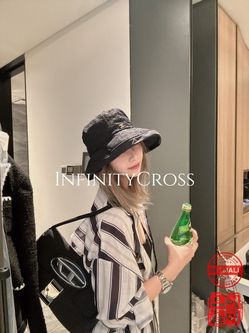celine_xxxxx_big_00009.jpg
