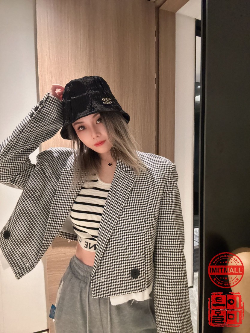 chanel_xxxxx_big_00011.jpg