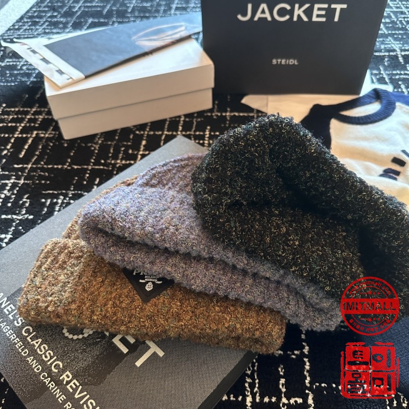 prada_xxxxx_big_00008.jpg
