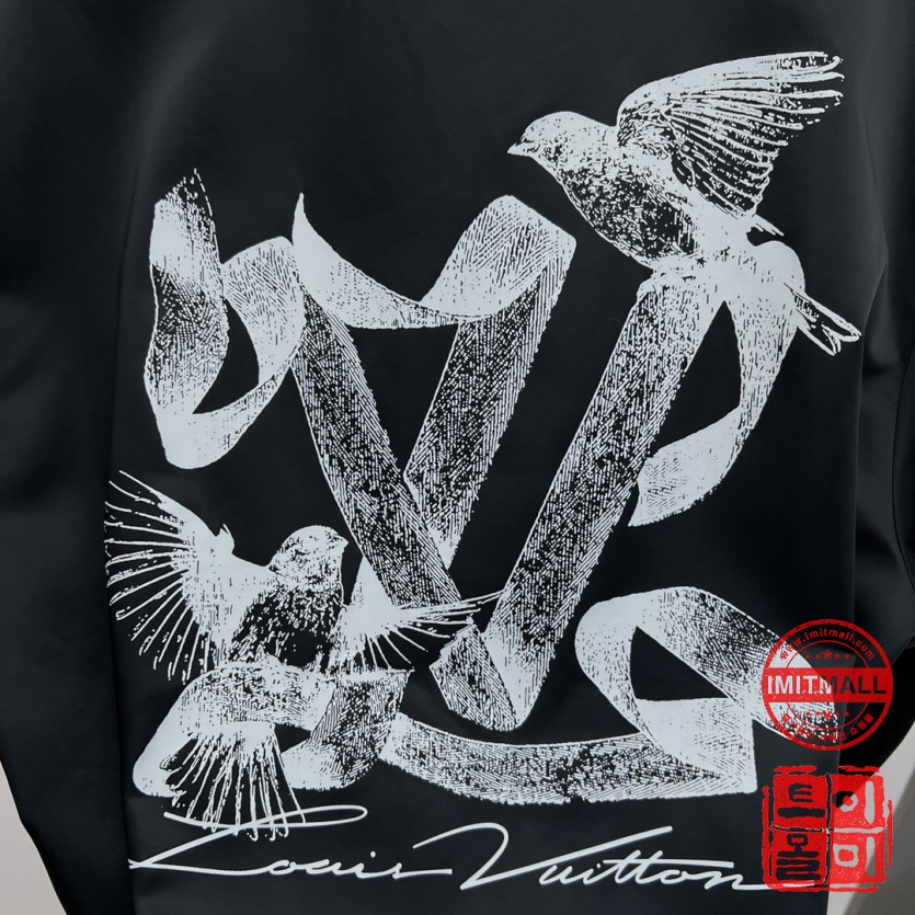 louis_vuitton_xxxxx_big_00007.jpg