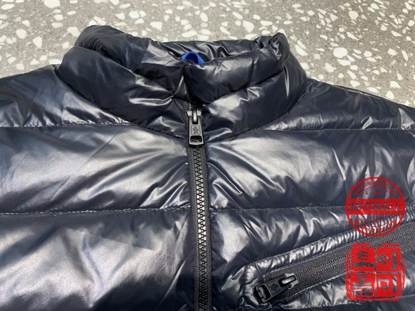 moncler_xxxxx_big_00006.jpg