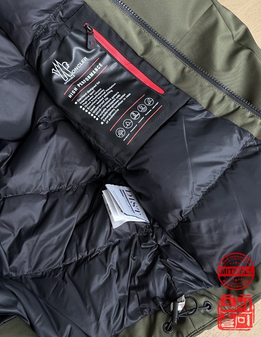 moncler_xxxxx_big_00006.jpg