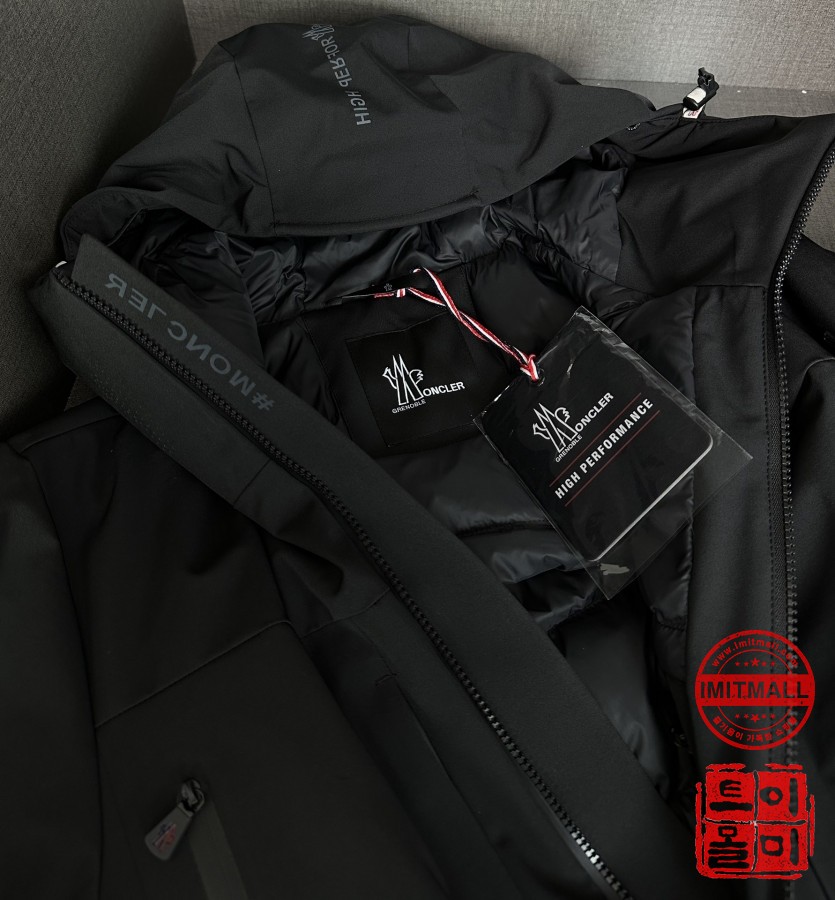moncler_xxxxx_big_00003.jpg