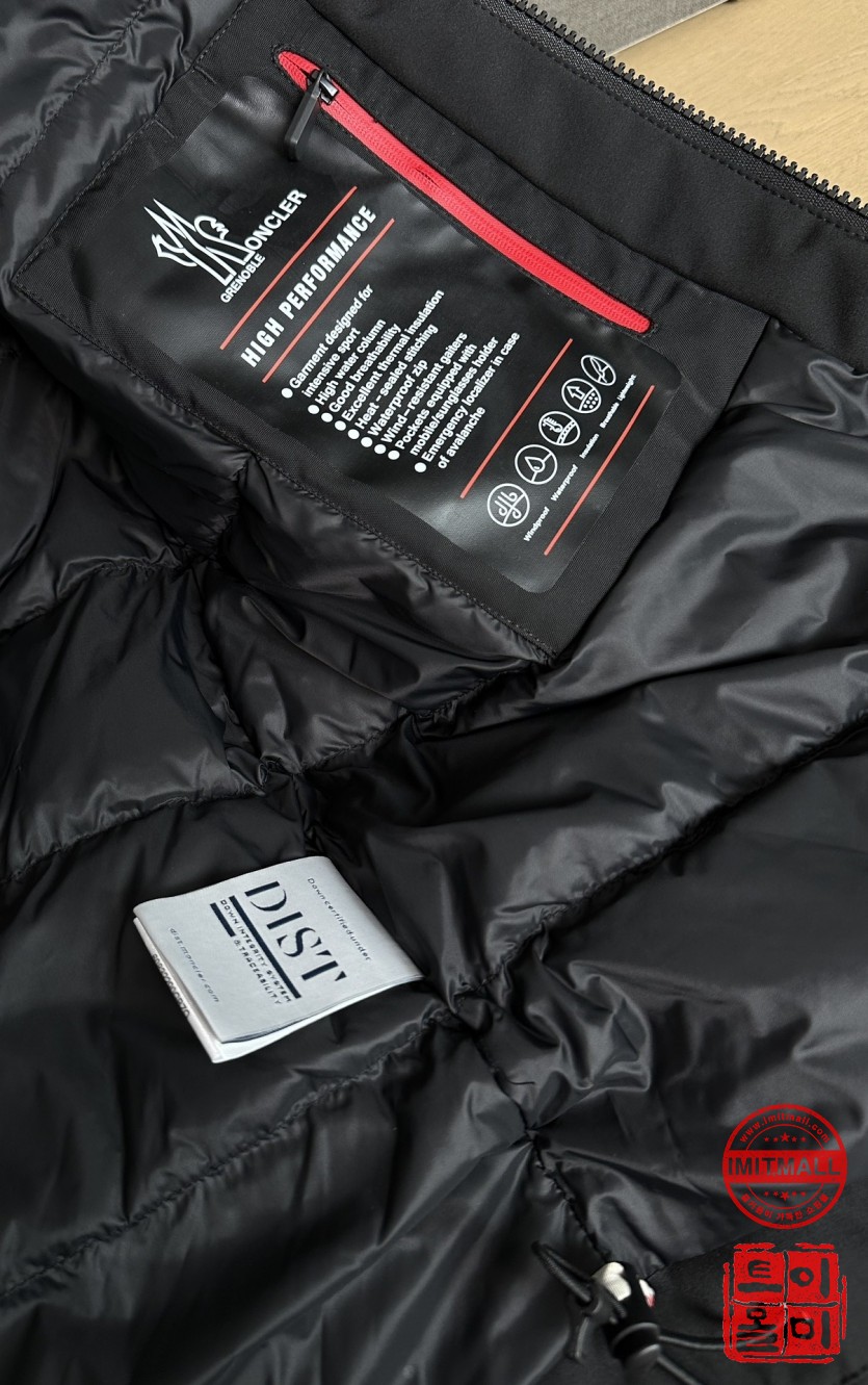 moncler_xxxxx_big_00006.jpg