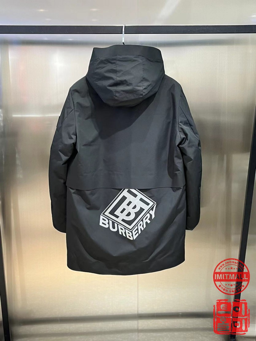 burberry_xxxxx_big_00003.jpg