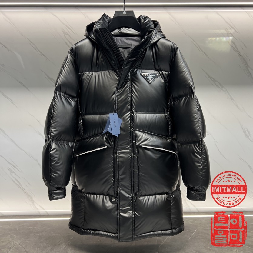 prada_xxxxx_big_00002.jpg