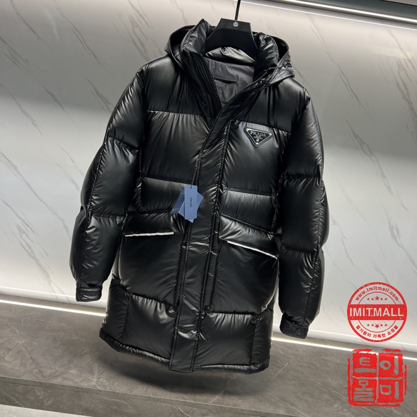 prada_xxxxx_big_00004.jpg