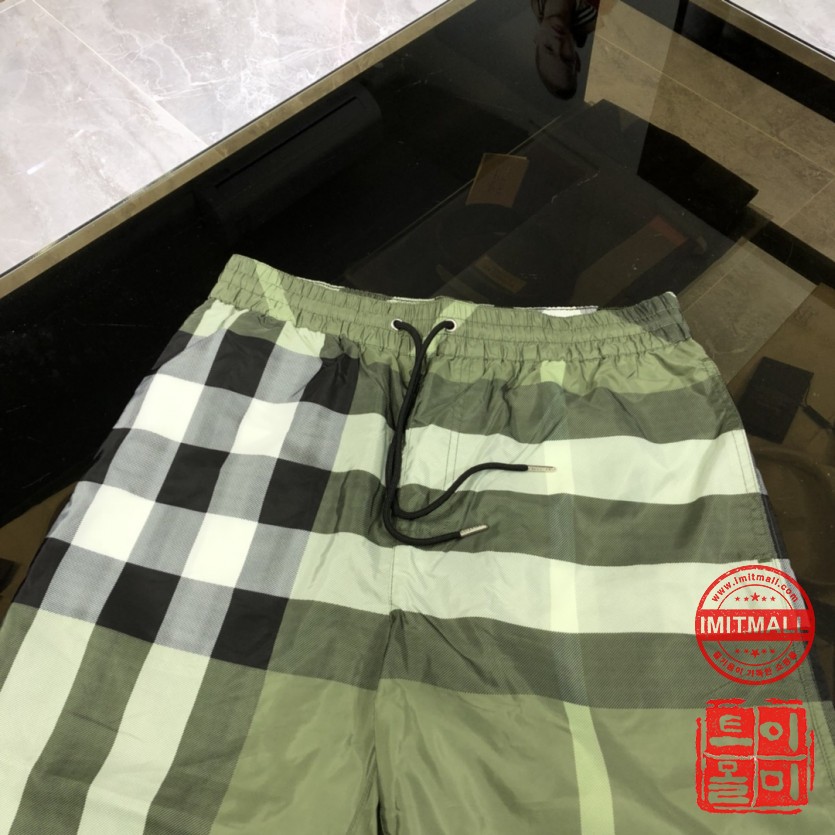burberry_xxxxx_big_00002.jpg