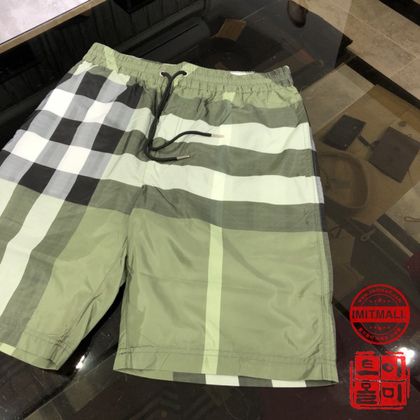 burberry_xxxxx_big_00004.jpg