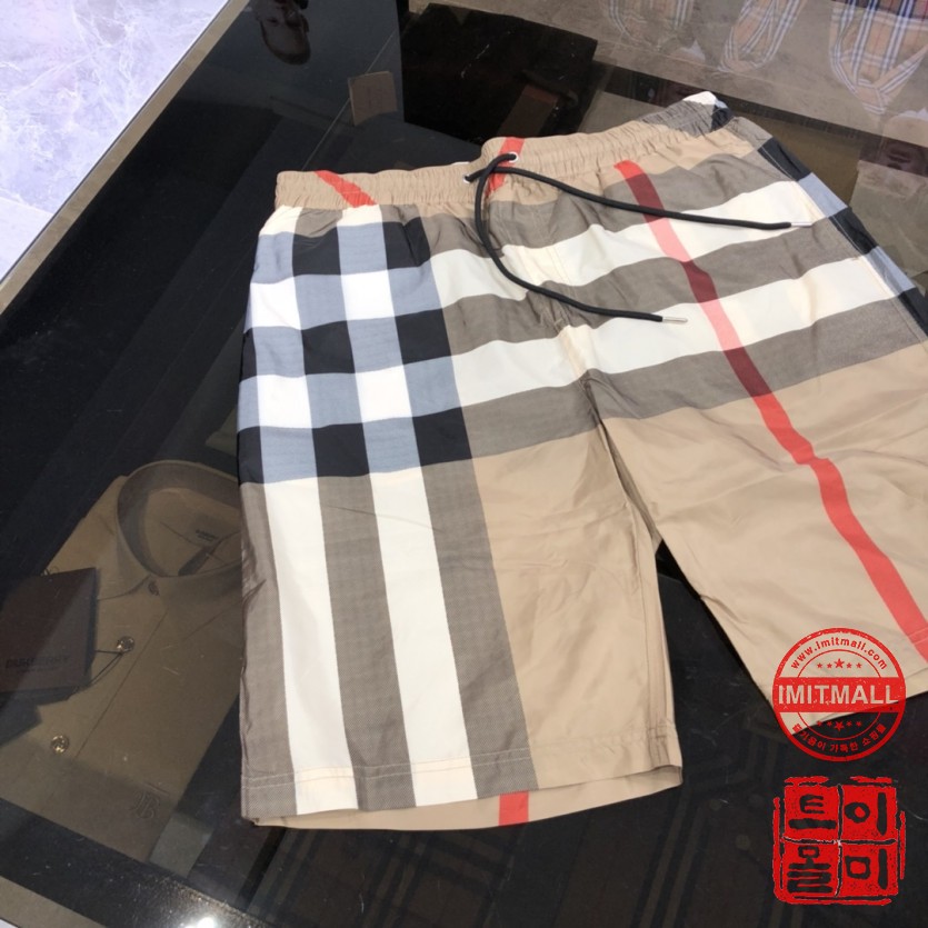 burberry_xxxxx_big_00004.jpg