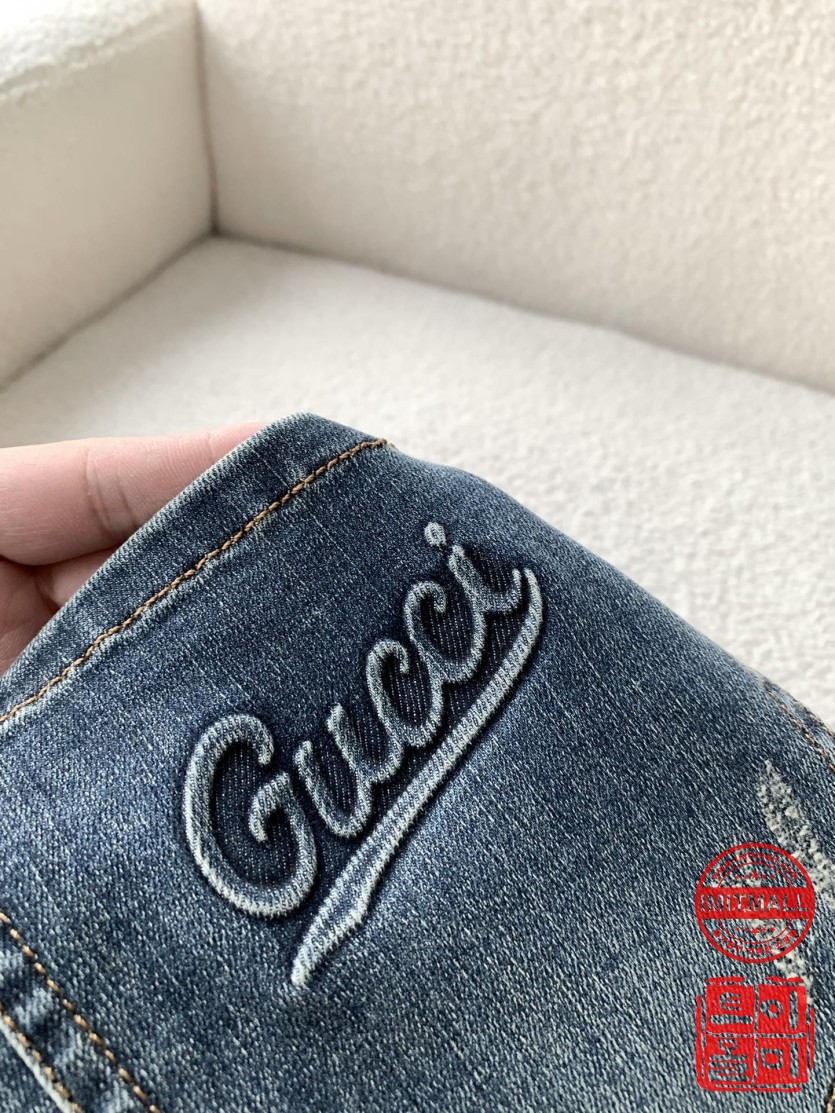 gucci_xxxxx_big_00008.jpg