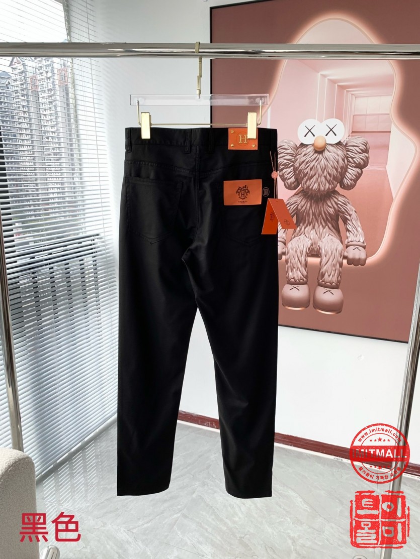 prada_xxxxx_big_00004.jpg