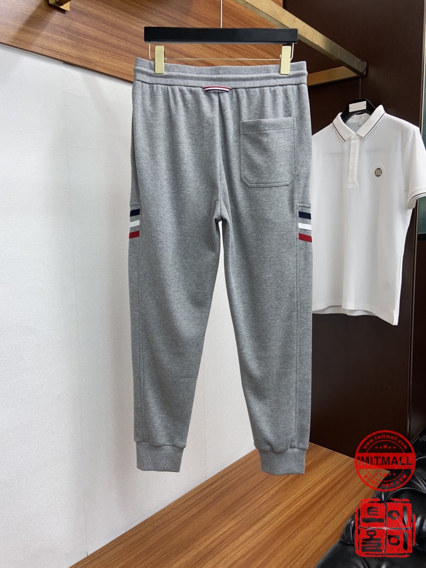 moncler_xxxxx_big_00008.jpg