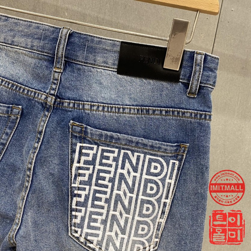 fendi_xxxxx_big_00006.jpg