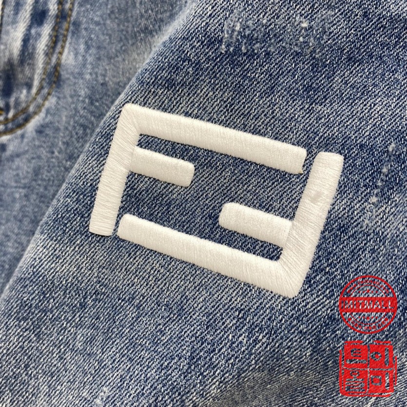 fendi_xxxxx_big_00008.jpg