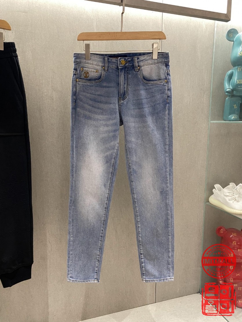 louis_vuitton_xxxxx_big_00002.jpg