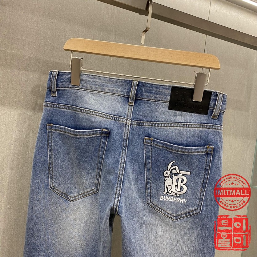 burberry_xxxxx_big_00001.jpg