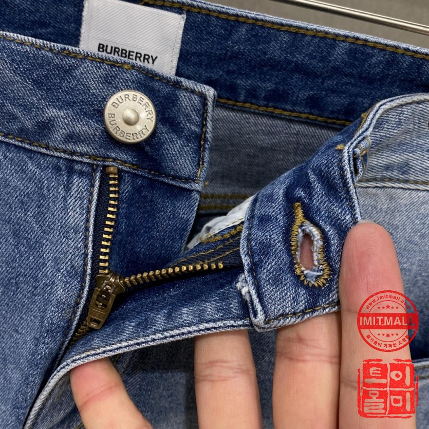 burberry_xxxxx_big_00007.jpg