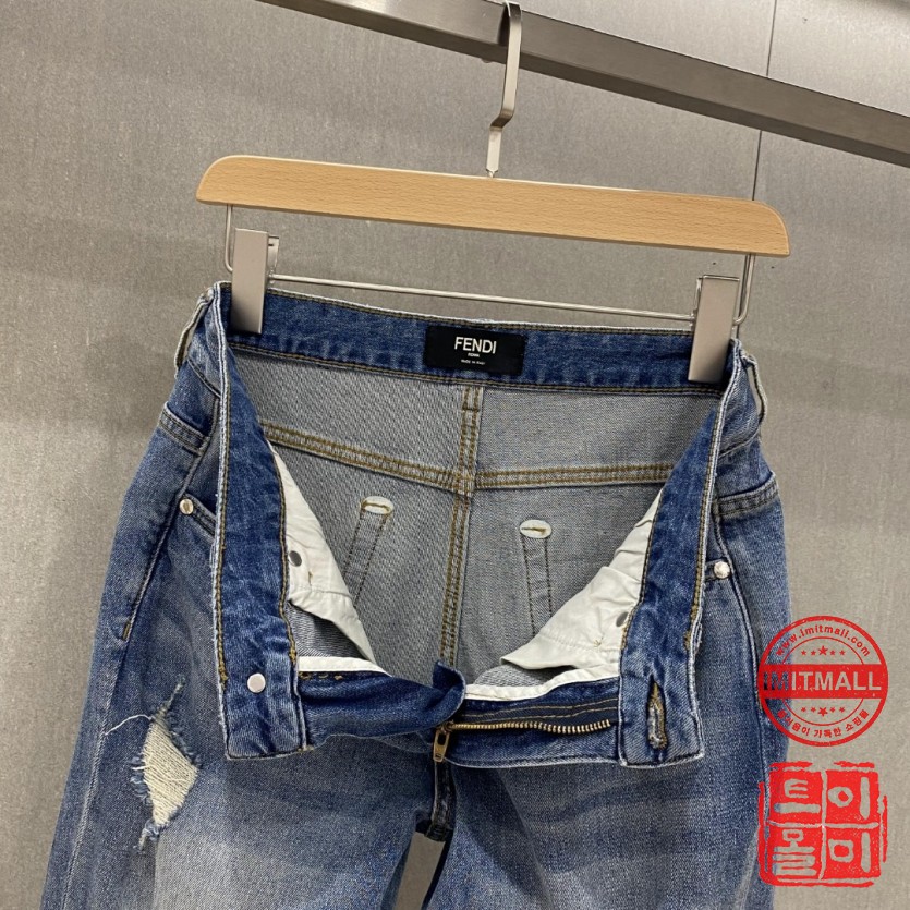 fendi_xxxxx_big_00004.jpg