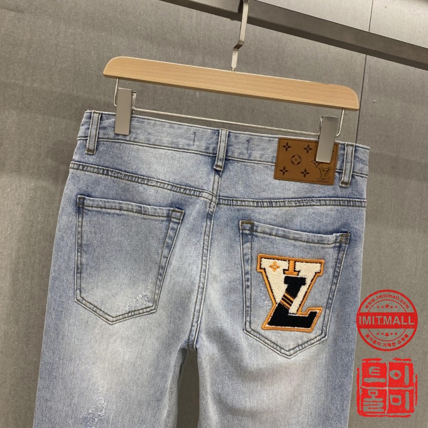 louis_vuitton_xxxxx_big_00001.jpg
