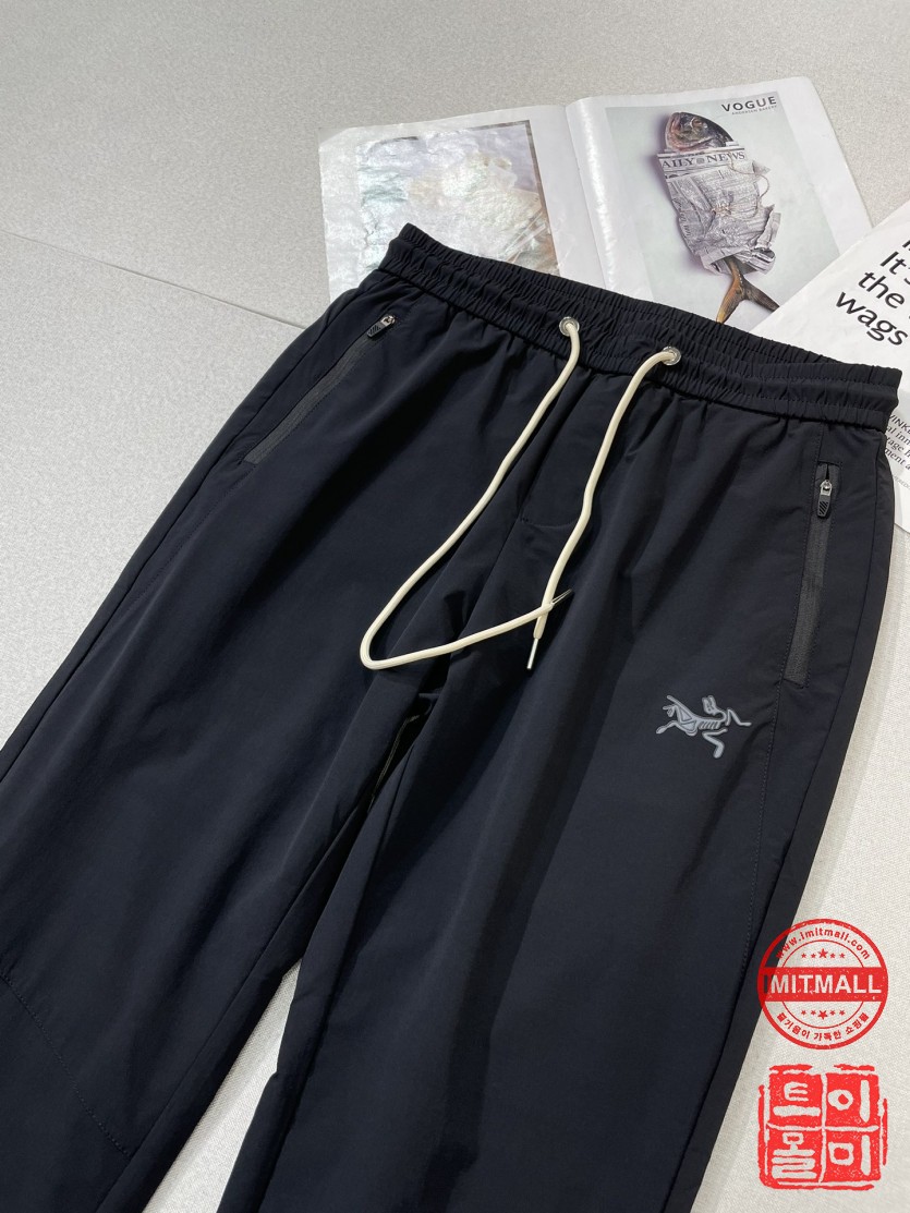 arcteryx_xxxxx_big_00005.jpg