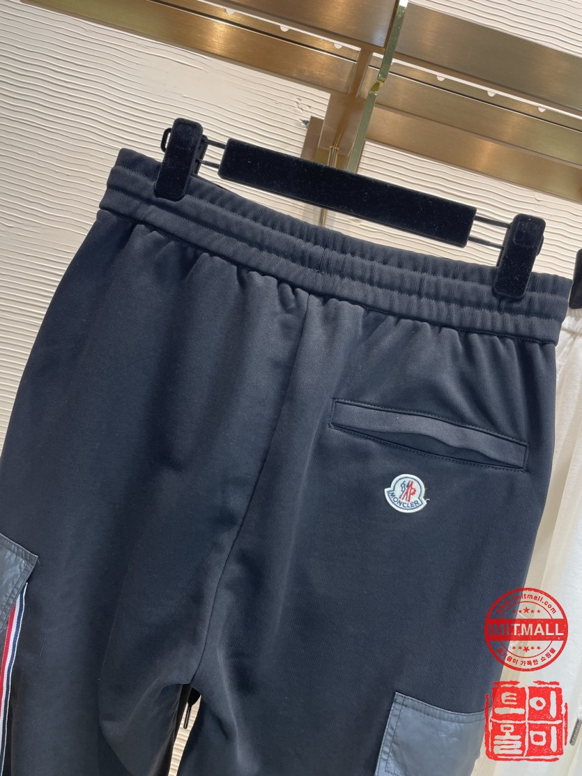 moncler_xxxxx_big_00006.jpg