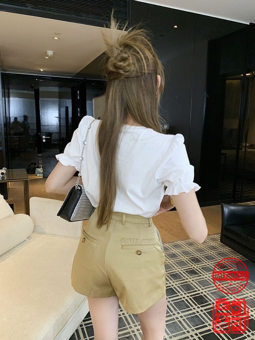 miumiu_xxxxx_big_00009.jpg