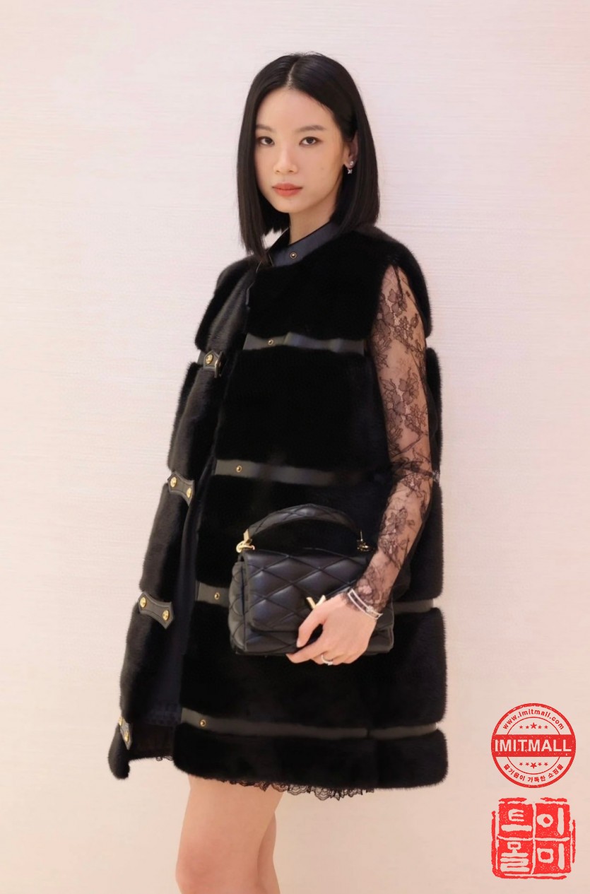 louis_vuitton_xxxxx_big_00009.jpg