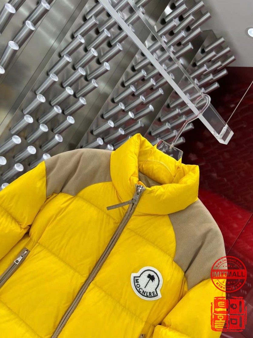 moncler_xxxxx_big_00002.jpg