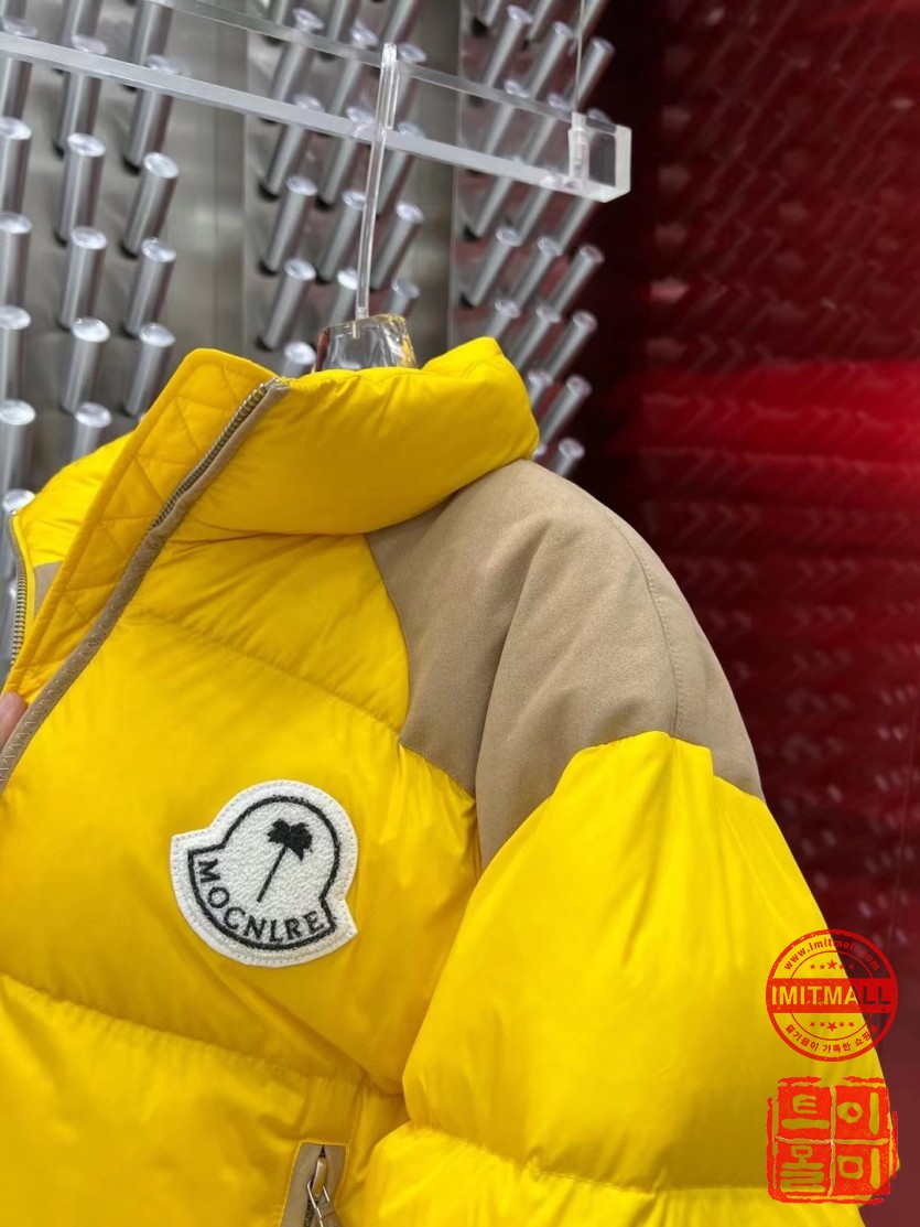 moncler_xxxxx_big_00007.jpg