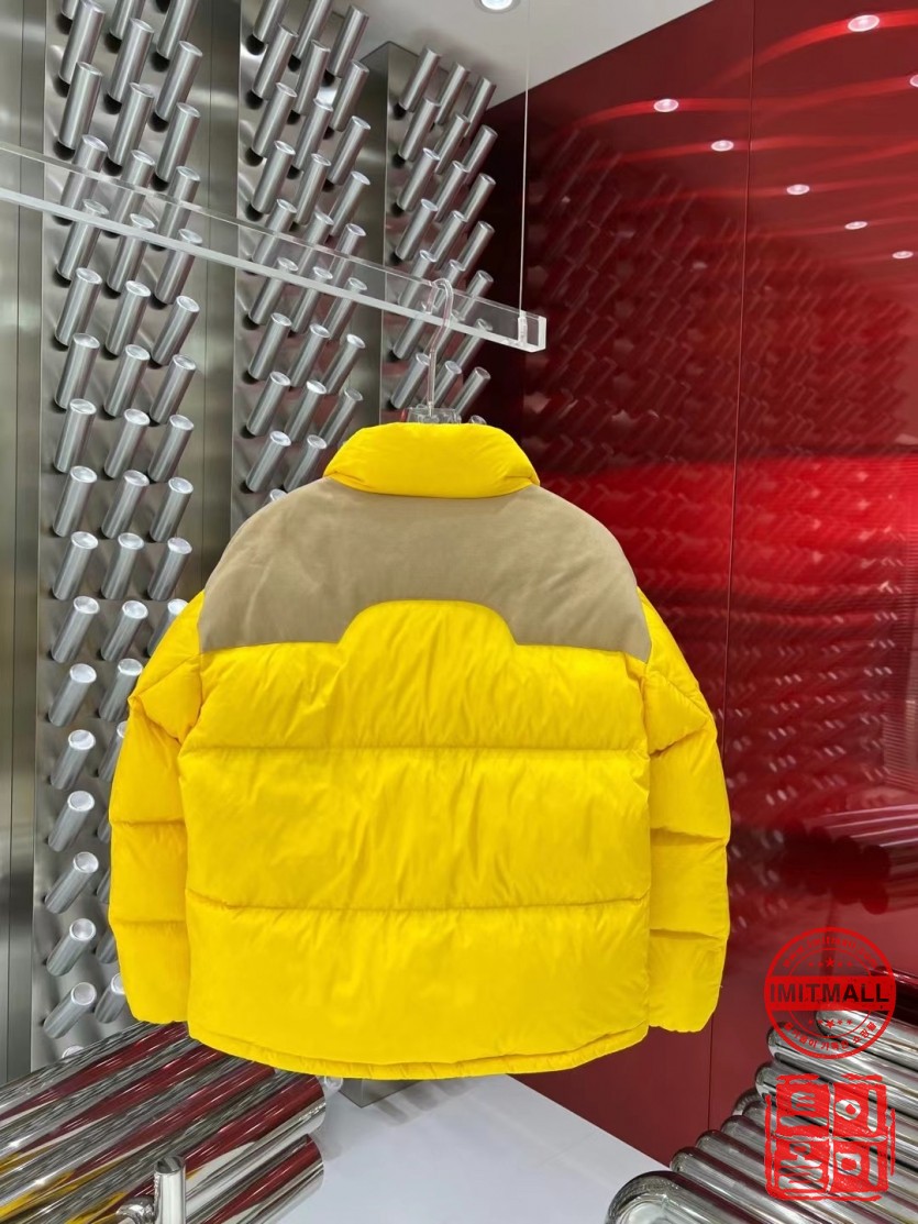 moncler_xxxxx_big_00009.jpg