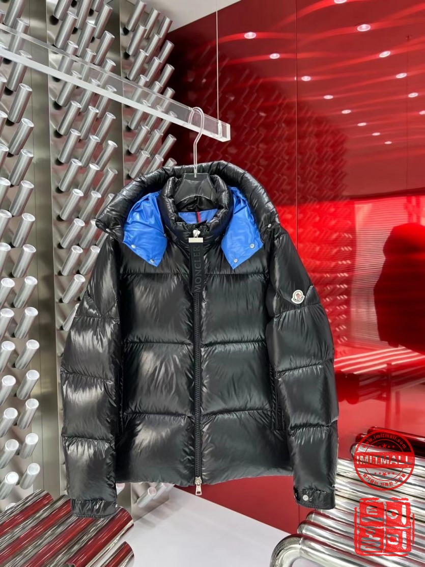 moncler_xxxxx_big_00003.jpg