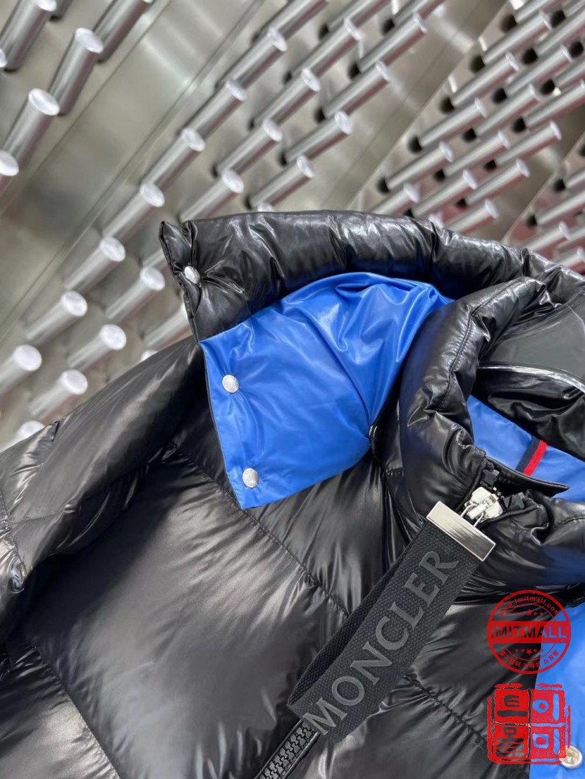 moncler_xxxxx_big_00005.jpg