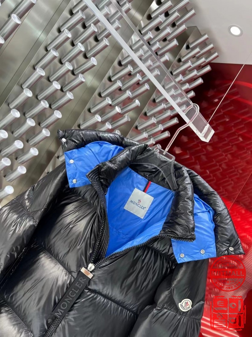moncler_xxxxx_big_00006.jpg