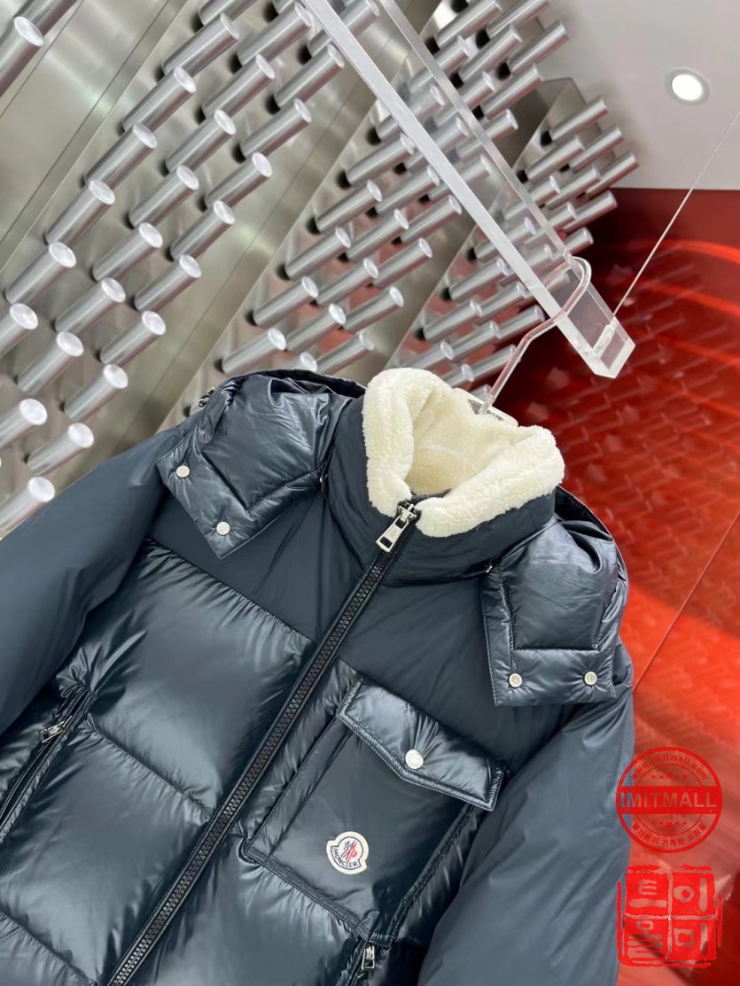 moncler_xxxxx_big_00007.jpg