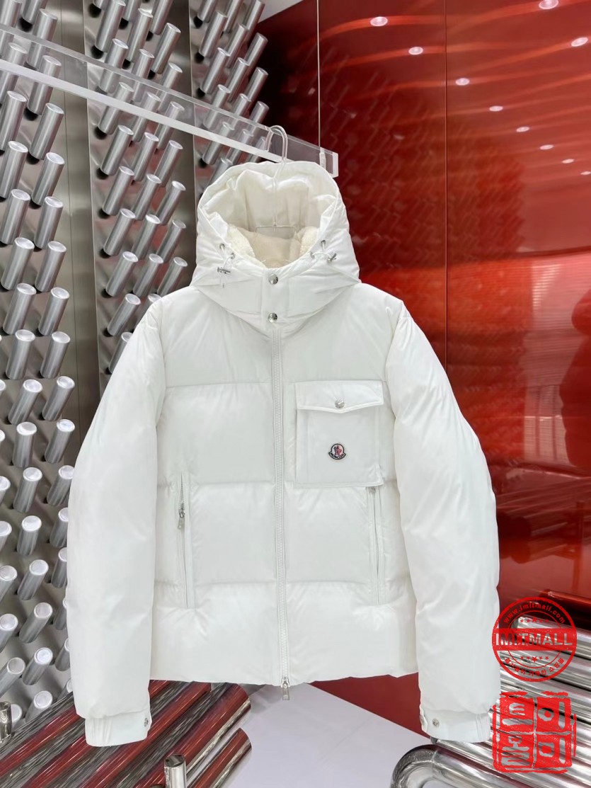 moncler_xxxxx_big_00001.jpg