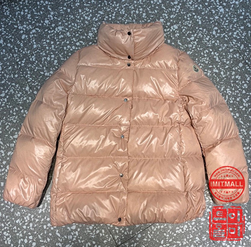 moncler_xxxxx_big_00005.jpg