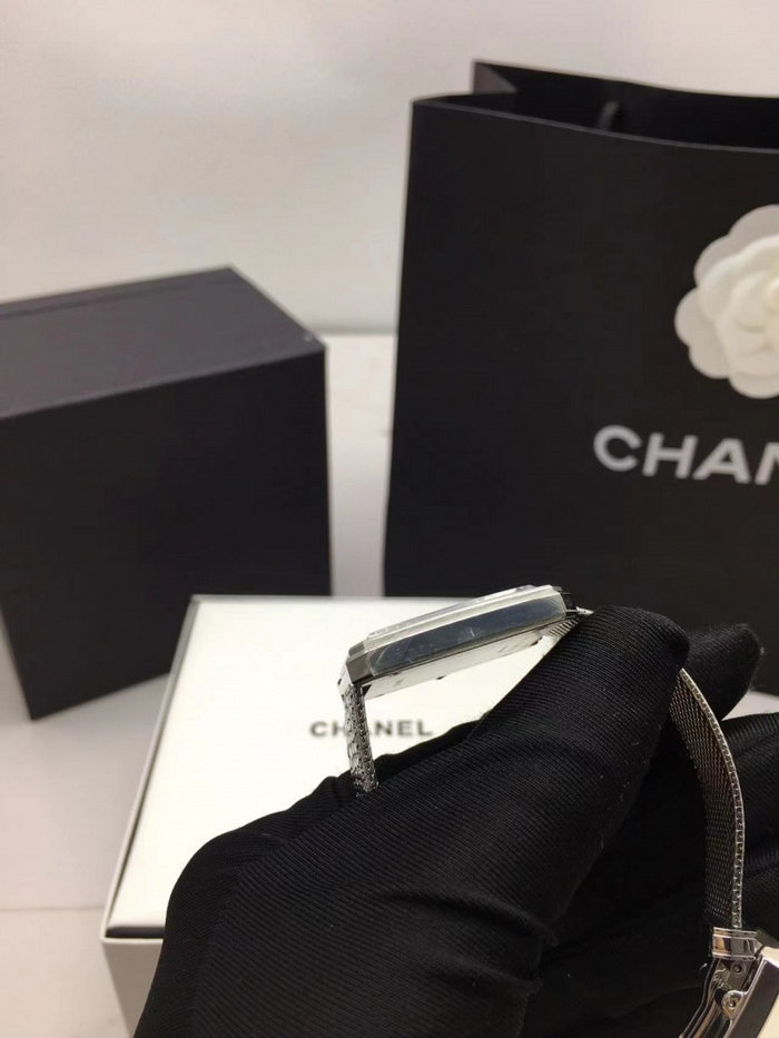 chanel_xxxxx_big_00017.jpg