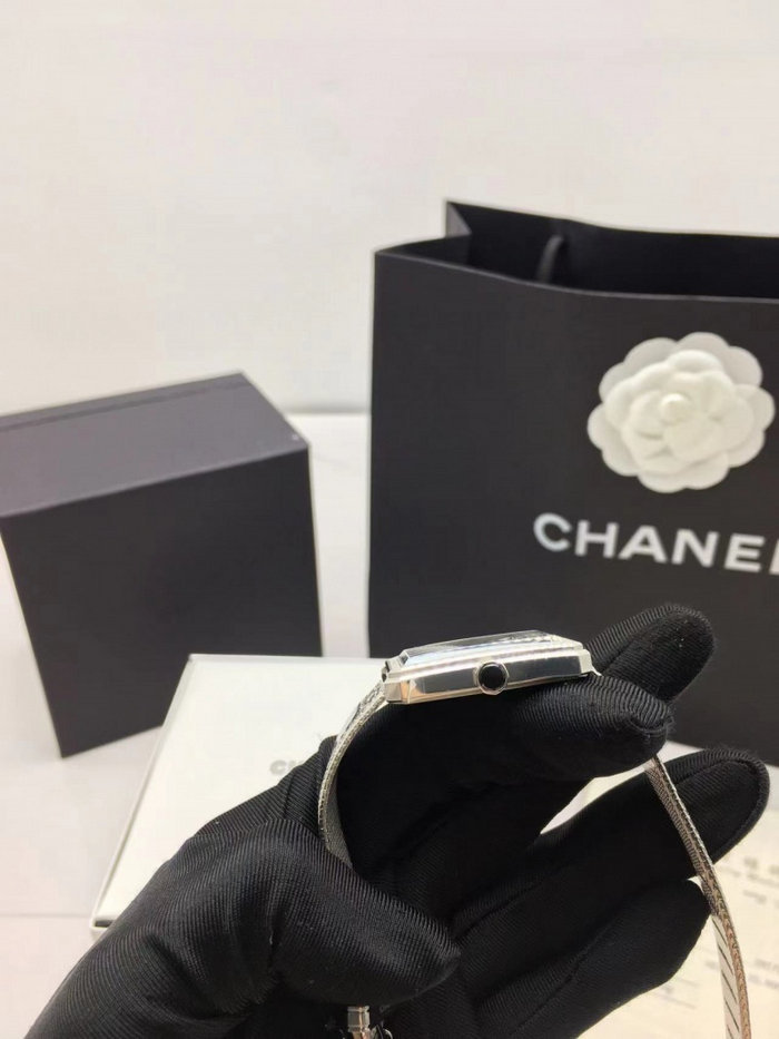 chanel_xxxxx_big_00019.jpg