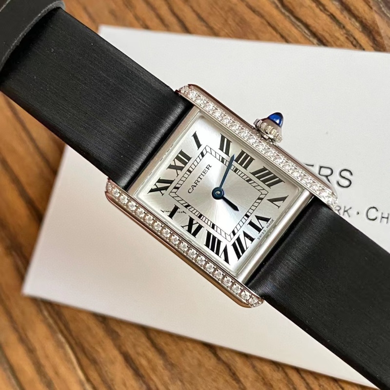 cartier_xxxxx_big_00009.jpg