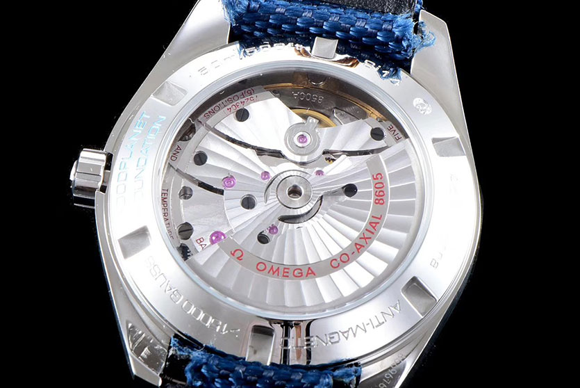 omega_xxxxx_big_00005.jpg