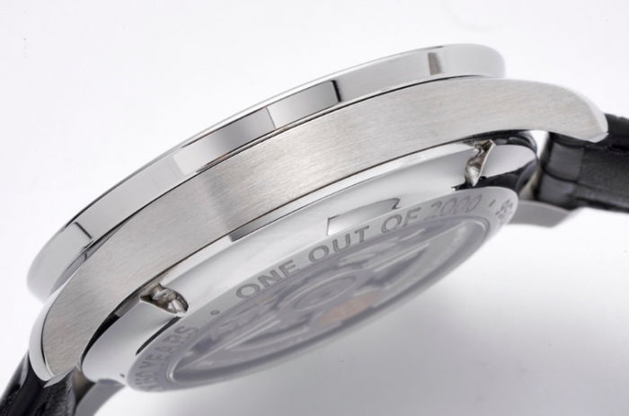 iwc_xxxxx_big_00005.jpg