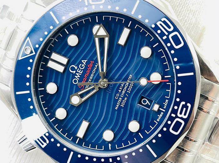 omega_xxxxx_big_00004.jpg