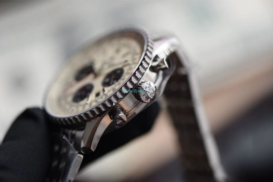 breitling_xxxxx_big_00008.jpg