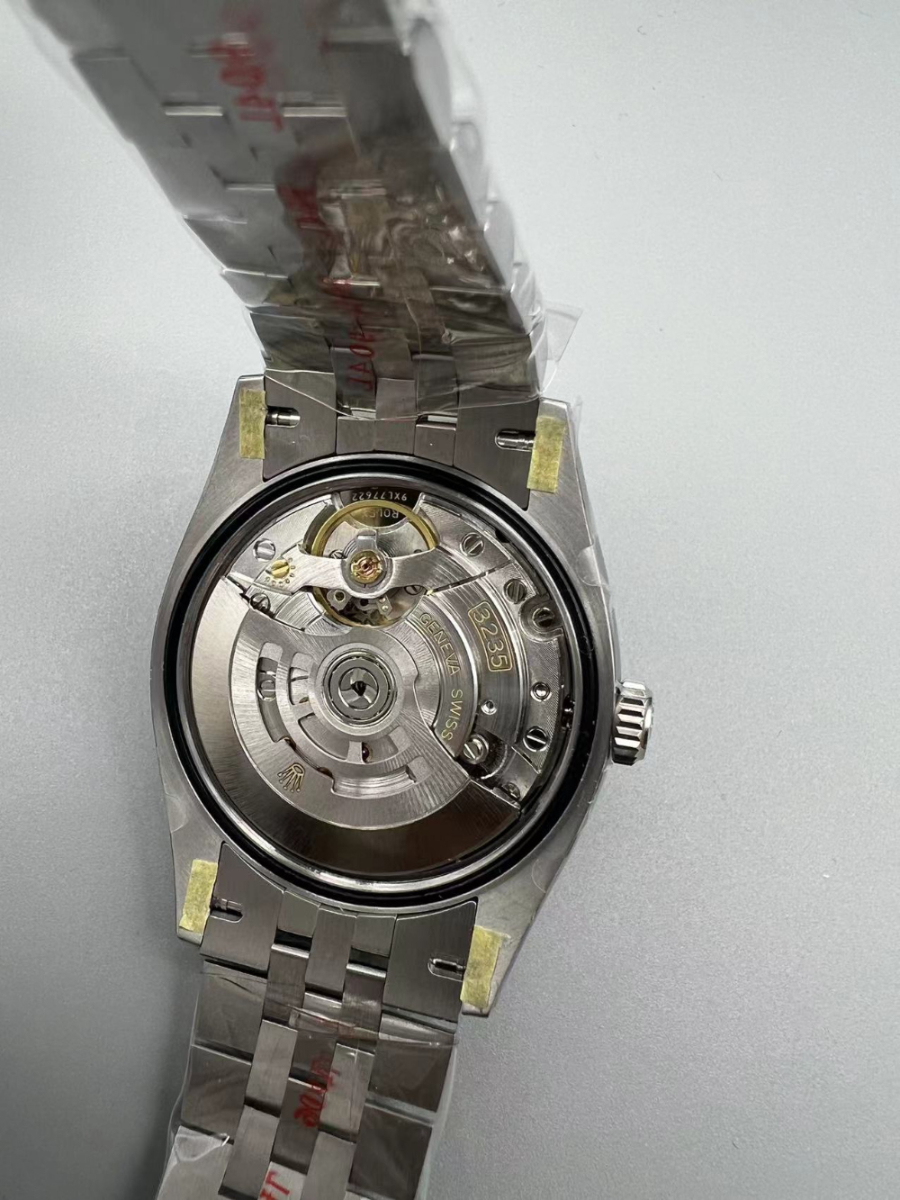 rolex_xxxxx_big_00016.jpg