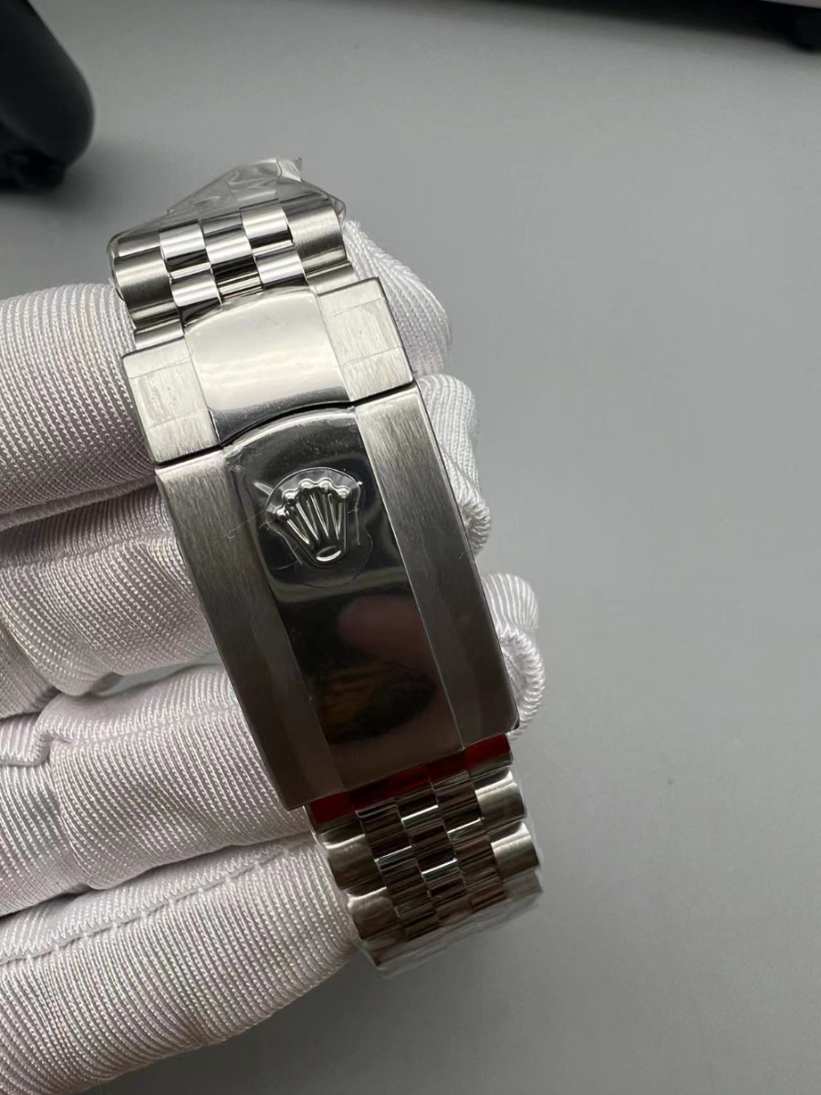 rolex_xxxxx_big_00018.jpg