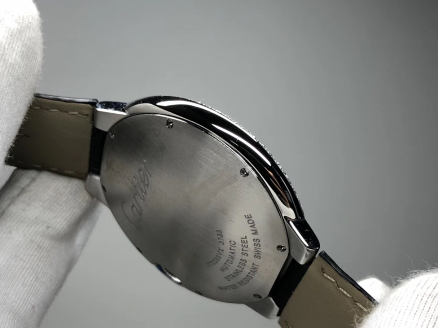 cartier_xxxxx_big_00009.jpg
