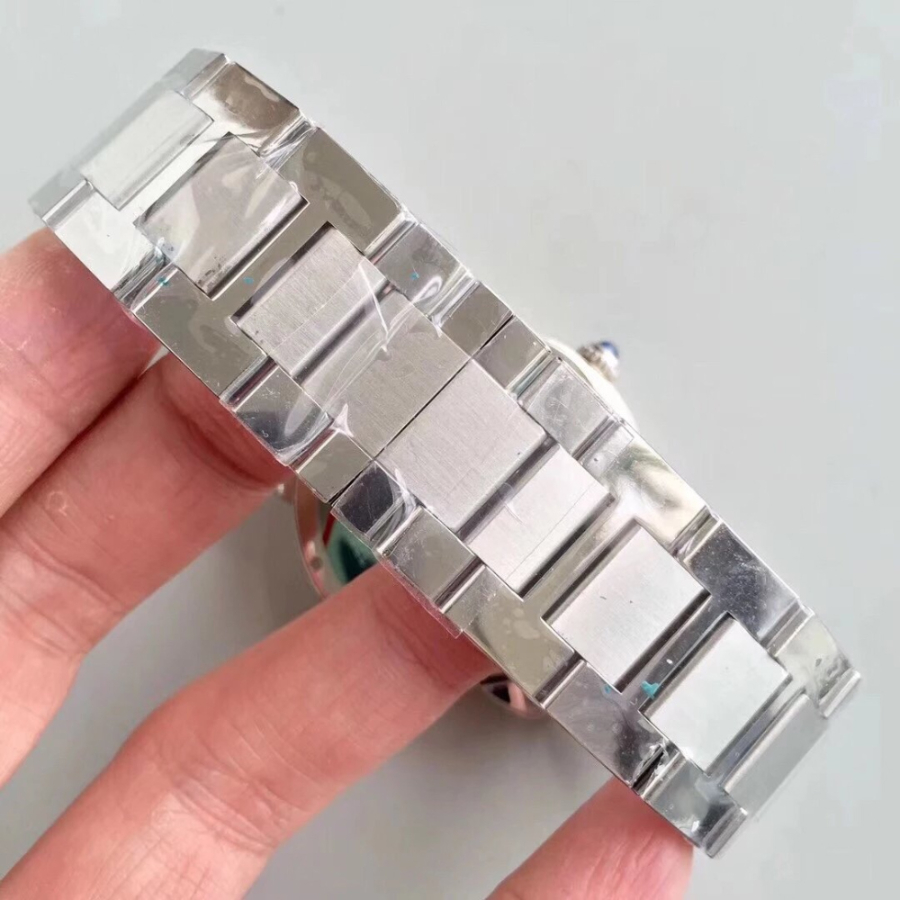 cartier_xxxxx_big_00009.jpg