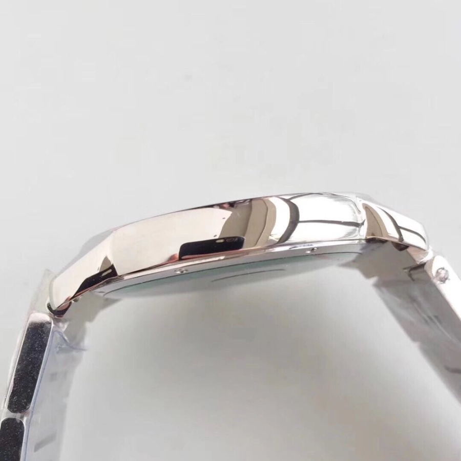 cartier_xxxxx_big_00008.jpg
